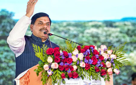 उज्जैन में विक्रमोत्सव का आगाज: 'शिवोहम' की धुनों और कलश यात्रा के साथ शुरू हुआ महीने भर का उत्सव!