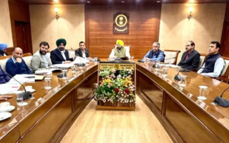 पंजाब में 'मिशन मोड' में बोर्ड परीक्षाएं: 8.18 लाख छात्र, 6792 केंद्र और हाई-टेक MATQ ऐप का पहरा; नकलचियों की खैर नहीं!