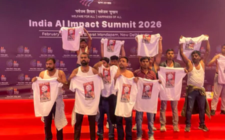 AI समिट में 'बिना शर्ट' हंगामा: राहुल गांधी के घर रची गई साजिश? संबित पात्रा का बड़ा आरोप