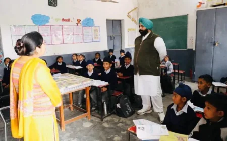 पंजाब में शिक्षा क्रांति: शिक्षा मंत्री हरजोत सिंह बैंस ने किया 2,000वें स्कूल का निरीक्षण, लापरवाह शिक्षकों को दी सख्त चेतावनी