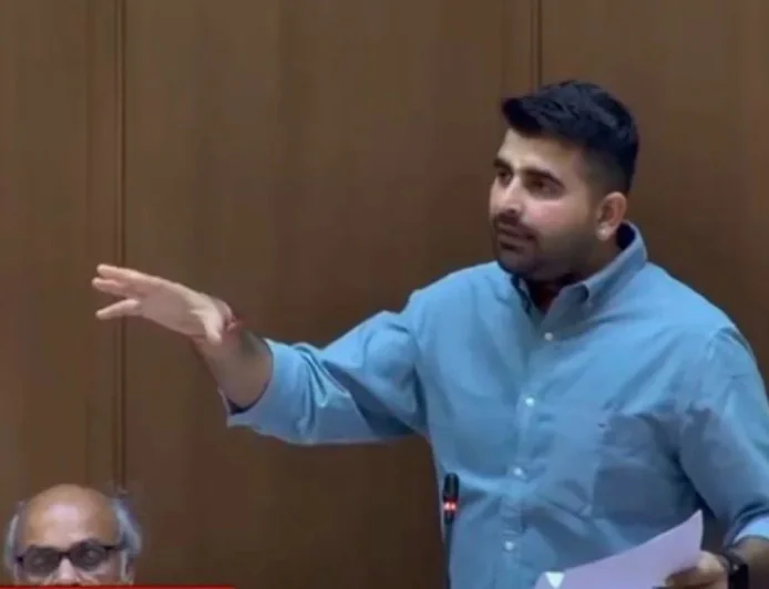 विधानसभा में गूंजी रविंद्र सिंह भाटी की आवाज: "सरहद के रक्षक परेशान और कंपनियां मालामाल, ये कैसा न्याय?