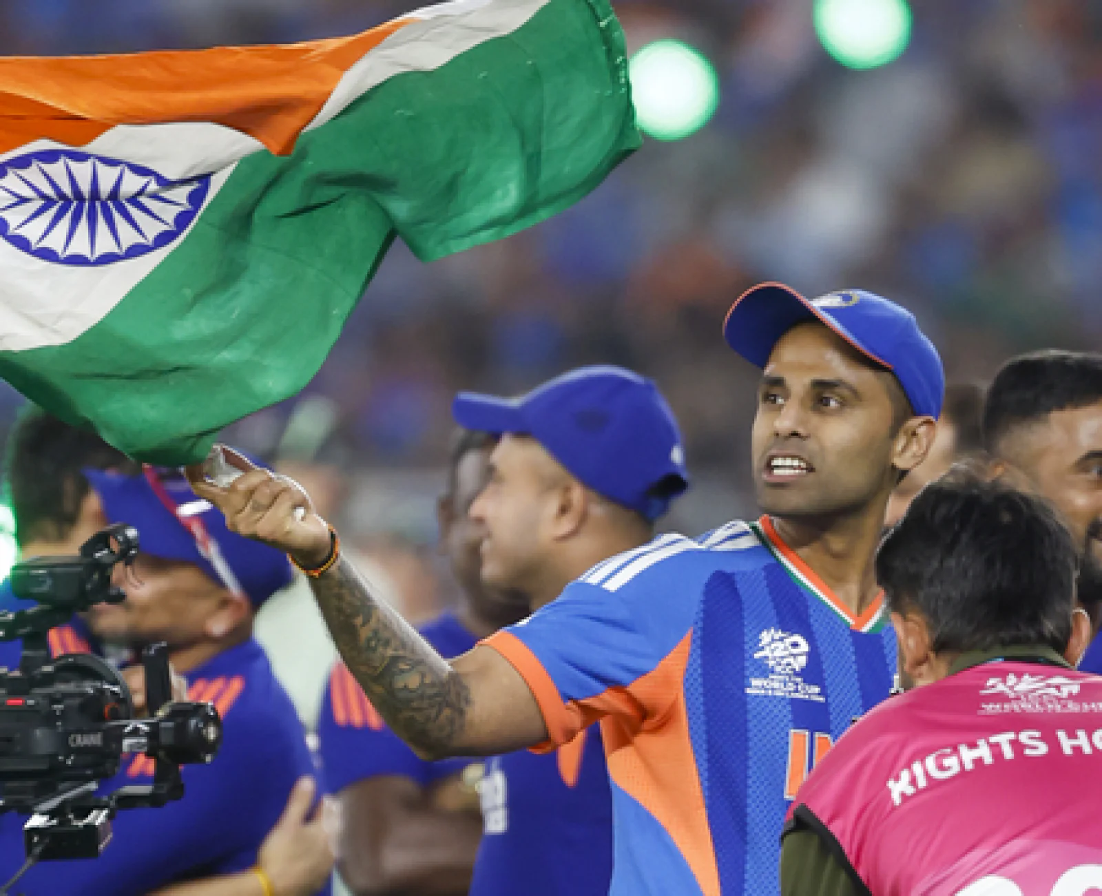 टीम इंडिया की ऐतिहासिक जीत पर देश गदगद: राष्ट्रपति, प्रधानमंत्री और केंद्रीय मंत्रियों ने दी 'विश्व विजेताओं' को बधाई