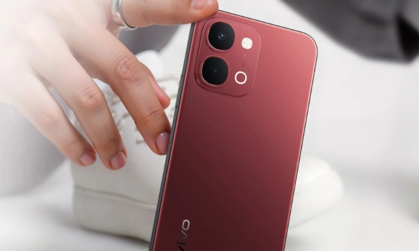 Vivo Y51 Pro 5G कम कीमत और दमदार फीचर्स के साथ जल्द होगा लॉन्च