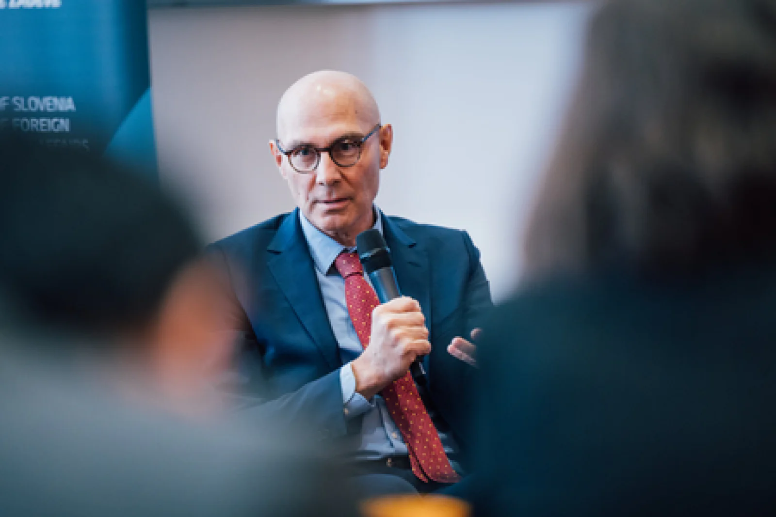 ओमिद नशा मुक्ति केंद्र पर हवाई हमला: मलबे में तब्दील हुआ 2000 बेड का अस्पताल, चश्मदीदों ने बताया मंजर