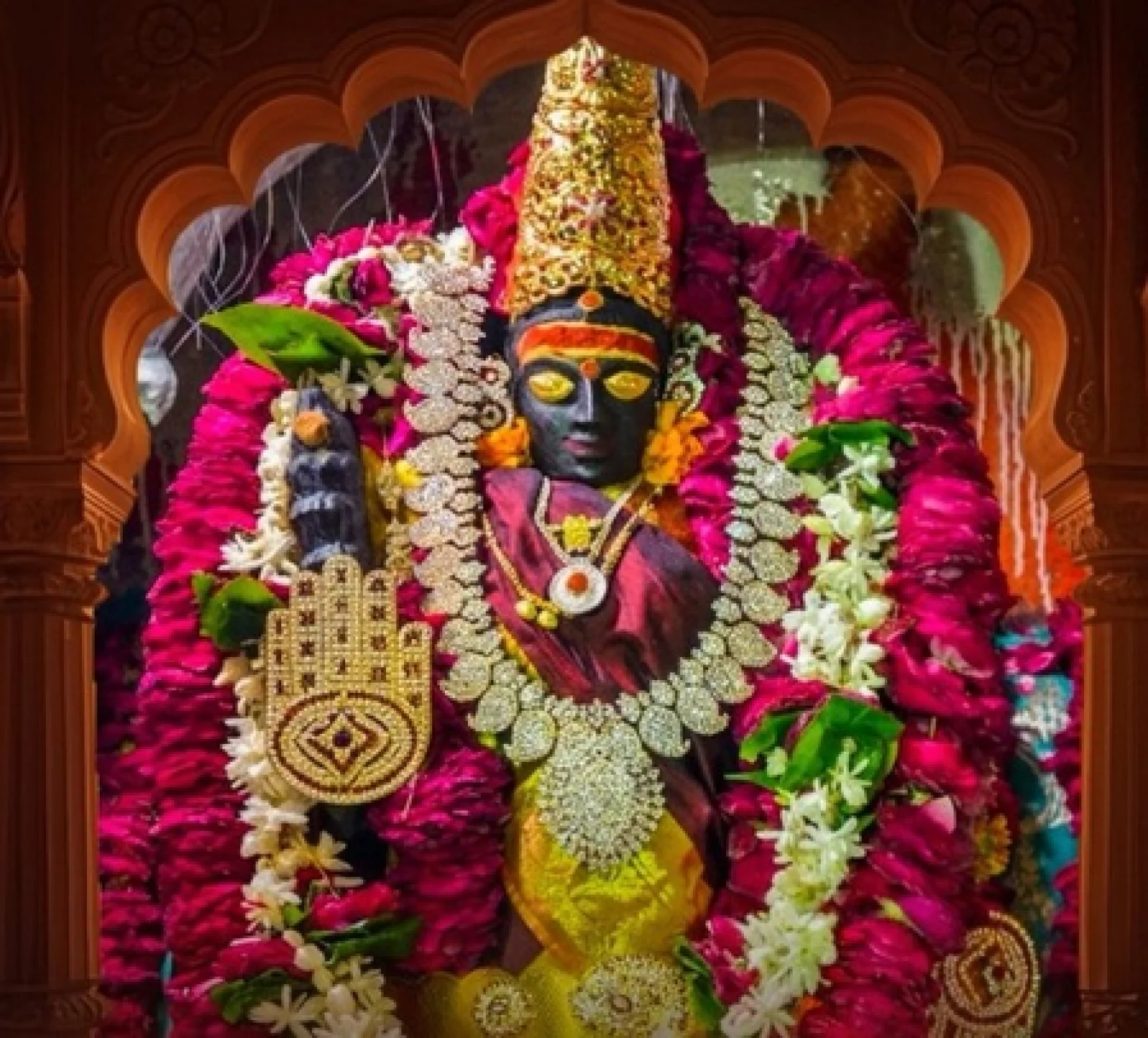 चैत्र नवरात्र 2026: 19 मार्च से शक्ति की उपासना का महापर्व; जानें घटस्थापना का सबसे शुभ मुहूर्त