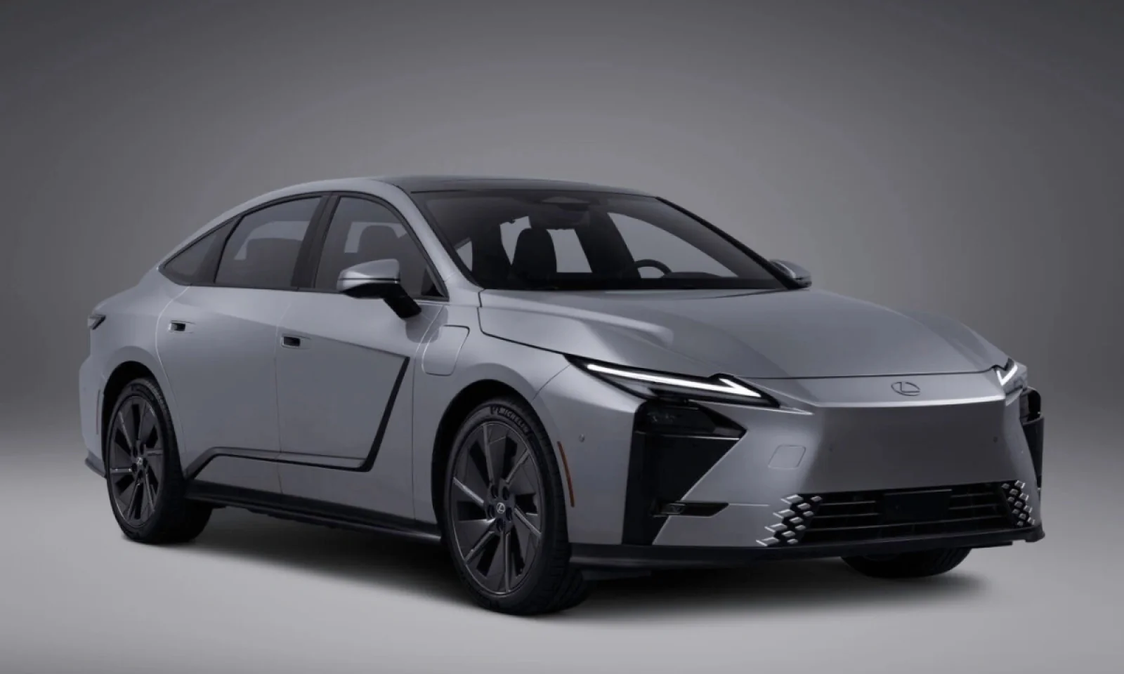 2026 लेक्सस ईएस लग्जरी कार कंफर्टेबल इंटीरियर के साथ दिखेगी नए लुक में