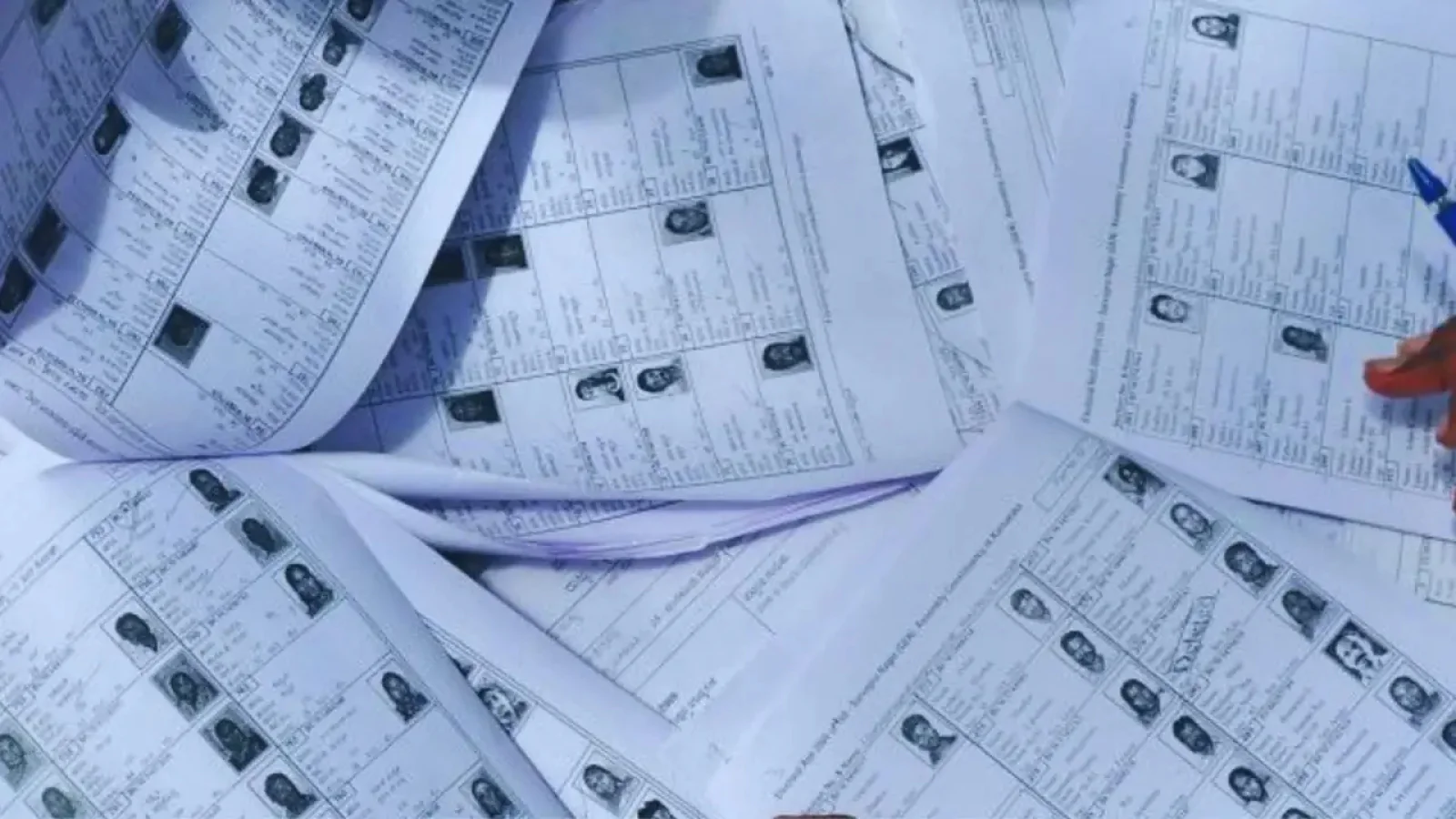 West Bengal Election 2026: चुनाव आयोग का बड़ा कदम; आधी रात को जारी हुई पूरक मतदाता सूची, 29 लाख नामों पर हुआ फैसला