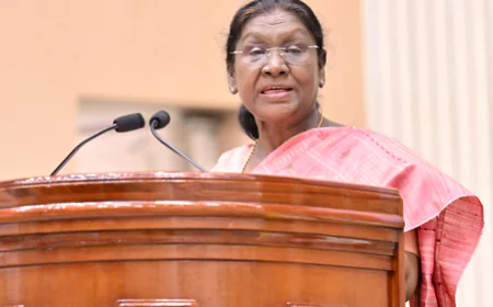 'नारी से नारायणी' बनने का सफर: राष्ट्रपति ने बताया कैसे महिलाएं बदल रही हैं आधुनिक भारत की तस्वीर