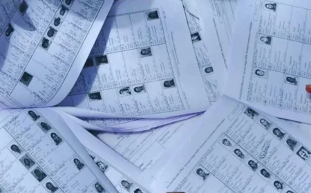 West Bengal Election 2026: चुनाव आयोग का बड़ा कदम; आधी रात को जारी हुई पूरक मतदाता सूची, 29 लाख नामों पर हुआ फैसला