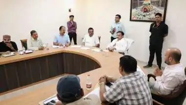 किसानों के खेतों तक पानी पहुँचाने की राह हुई आसान: उप मुख्यमंत्री शुक्ल ने दिए निर्माण बाधाएं दूर करने के निर्देश