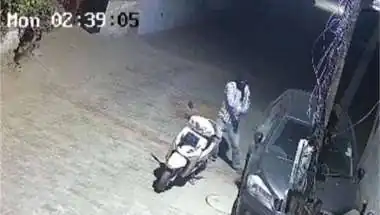 वारदात दर वारदात: सुल्तानपुर लोधी में चोरी की कोशिश से मचा हड़कंप, पुलिस के हाथ लगी अहम सीसीटीवी फुटेज