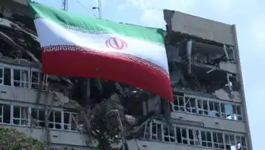 ईरान की सीधी चेतावनी: अमेरिका की 'गुंडागर्दी' का अंत करीब, जल्द होगी अब तक की सबसे बड़ी सैन्य कार्रवाई