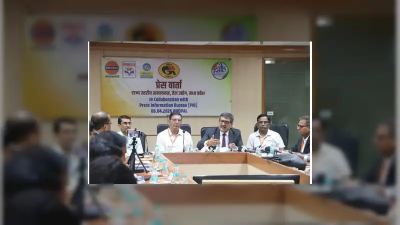 मध्य प्रदेश में ईंधन का संकट नहीं: इंडियन ऑयल ने दिया पर्याप्त आपूर्ति का भरोसा, कालाबाजारी पर सख्त एक्शन