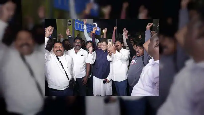 वतन वापसी: ईरान में फंसे 312 भारतीय मछुआरे लौटे घर, हर्ष संघवी ने कहा- 'यह नागरिकों के प्रति भारत की प्रतिबद्धता'