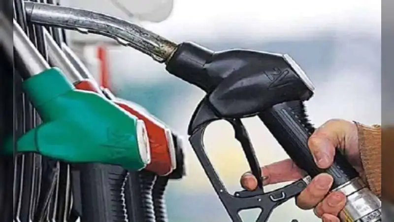 डीजल और ATF पर भारी एक्सपोर्ट ड्यूटी: केंद्र सरकार का बड़ा फैसला, निर्यात पर लगेगी लगाम