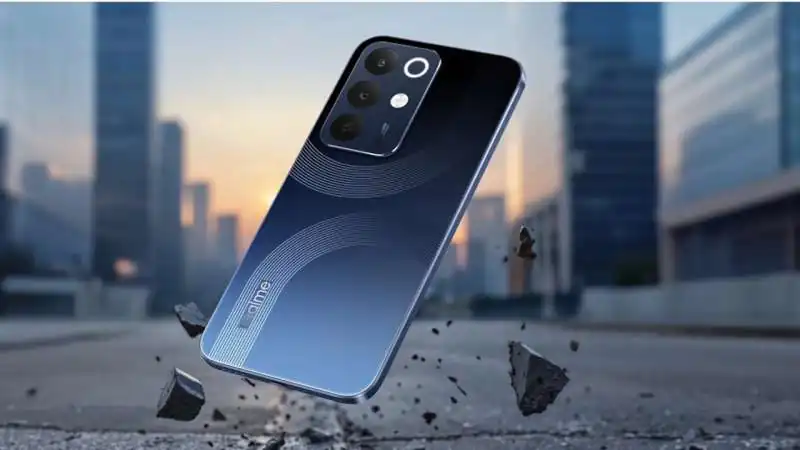 Realme का धमाका: ₹15,000 से कम में मिल रहा है मिलिट्री-ग्रेड मजबूती वाला 5G फोन, फीचर्स देख हो जाएंगे फैन