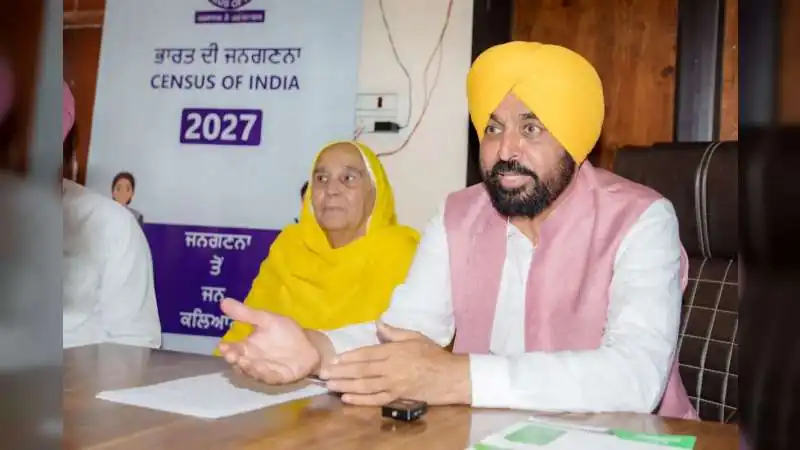 पंजाब के भविष्य के लिए 'मान' का रोडमैप: 1 मई से मिलेगा नहरी पानी, खेतों से गायब होंगी हाई-टेंशन तारें