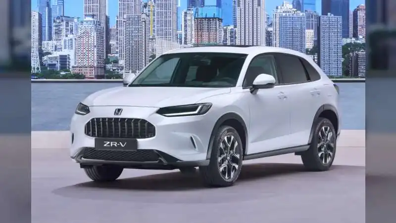 Honda ZR-V Hybrid: भारत में इस दिन होगी लॉन्च! 25 किमी के माइलेज के साथ टोयोटा हाईराइडर की छुट्टी करने आ रही है यह प्रीमियम SUV