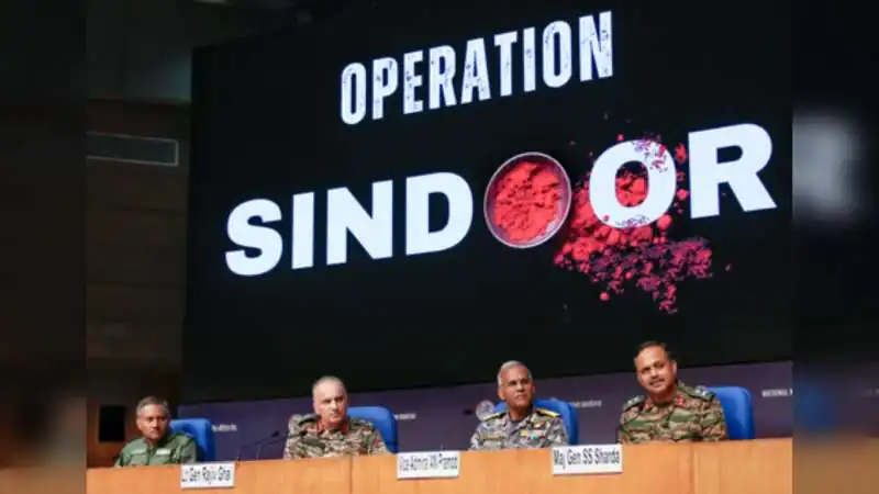 1971 के बाद सबसे बड़ा सैन्य प्रहार: 100 से ज्यादा आतंकी ढेर, एयर डिफेंस ने फेल किए पाक के मंसूबे; 'ऑपरेशन सिंदूर' की पूरी रिपोर्ट