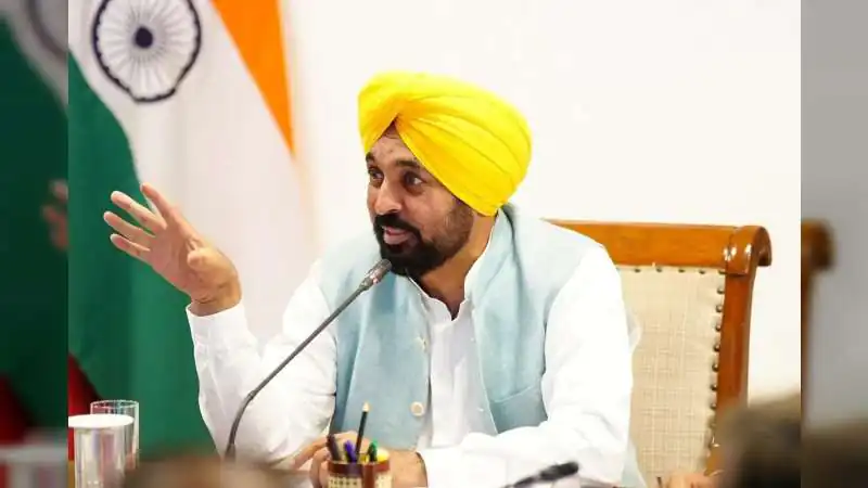 "पंजाब की मिट्टी में नफरत नहीं उगती"- लोक मिलनी में मुख्यमंत्री भगवंत मान का बड़ा बयान; बादल परिवार और भाजपा पर साधा निशाना