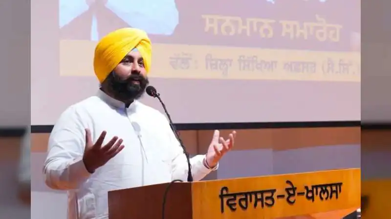 Punjab Education Revolution: सरकारी स्कूलों में अब छठी कक्षा से अनिवार्य होगी AI की पढ़ाई; शिक्षा मंत्री हरजोत बैंस का बड़ा ऐलान