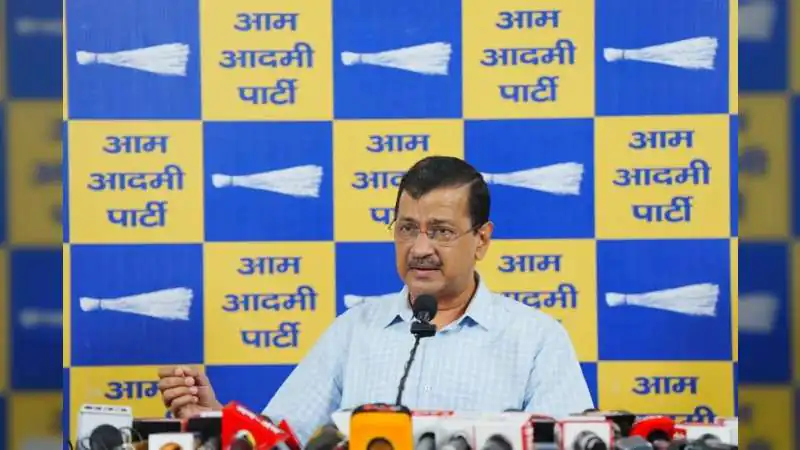 Punjab : पंजाब में प्राइवेट स्कूलों की मनमानी खत्म! अरविंद केजरीवाल ने सीएम भगवंत मान के ऐतिहासिक फैसले को सराहा