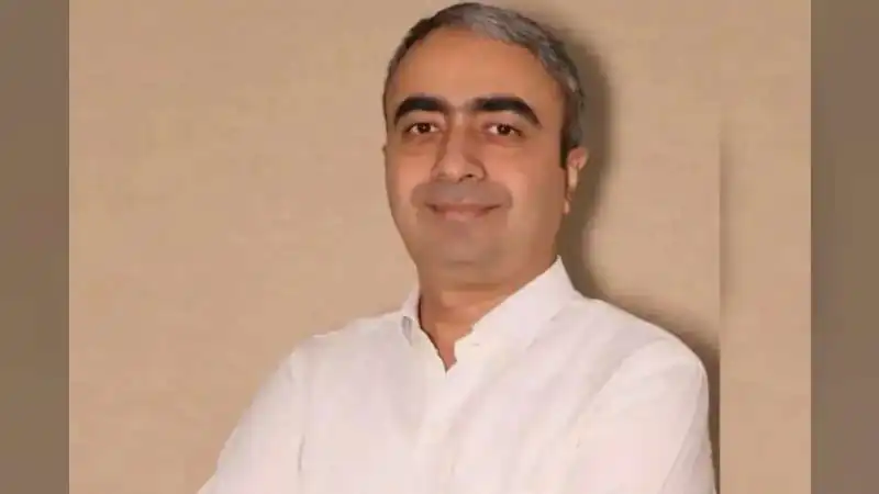 जंतर मंतर प्रदर्शन पर अनुराग ढांडा का मीडिया पर वार: 'राजा के साथ है मीडिया, प्रजा के साथ नहीं'