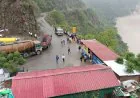 Uttarakhand Rain Alert: चारधाम यात्रा पर बारिश की मार, बद्रीनाथ हाईवे बंद; केदारनाथ हेली सेवा 5 जुलाई तक स्थगित