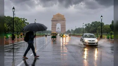 Weather Alert: बारिश से बदला मौसम, कई राज्यों में भारी बारिश का अलर्ट; पहाड़ों पर घटी विजिबिलिटी