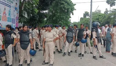 रौशन पंडित हत्याकांड पर फूटा गुस्सा, सुपौल में प्रदर्शन के बीच पुलिस से धक्का-मुक्की; फिर डीएम-एसपी से हुई मुलाकात