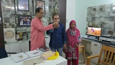 Gopalganj News: दुबई में सजा काट रहे वसीम अकरम की वतन वापसी, सांसद आलोक कुमार सुमन से मिले