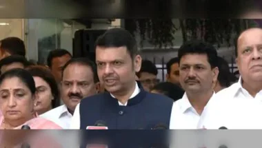 नीट विरोध-प्रदर्शनों पर सीएम फडणवीस का विपक्ष पर हमला, कहा- राजनीतिक हितों के लिए माहौल बिगाड़ने की कोशिश