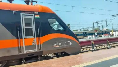 Vande Bharat Train: क्या मथुरा से वाराणसी तक चलेगी वंदे भारत? प्रस्तावित रूट और संभावित फायदे जानिए