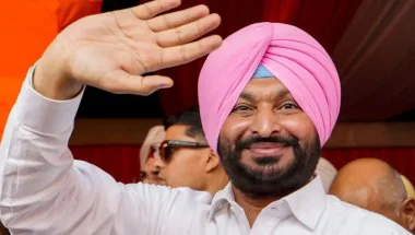 Ravneet Singh Bittu Resignation: रेल राज्य मंत्री रवनीत सिंह बिट्टू ने दिया इस्तीफा, राष्ट्रपति द्रौपदी मुर्मू ने तुरंत किया मंजूर