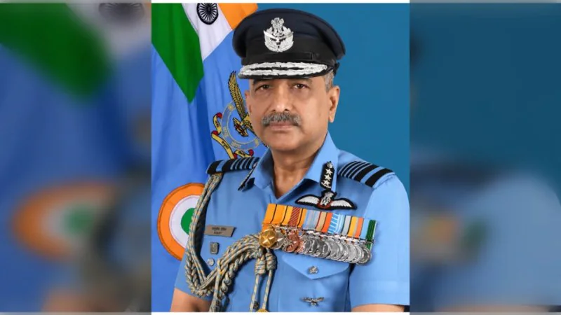 3,500 घंटे की उड़ान, कारगिल युद्ध का अनुभव... जानिए कौन हैं भारतीय वायुसेना के नए वाइस चीफ आशुतोष दीक्षित