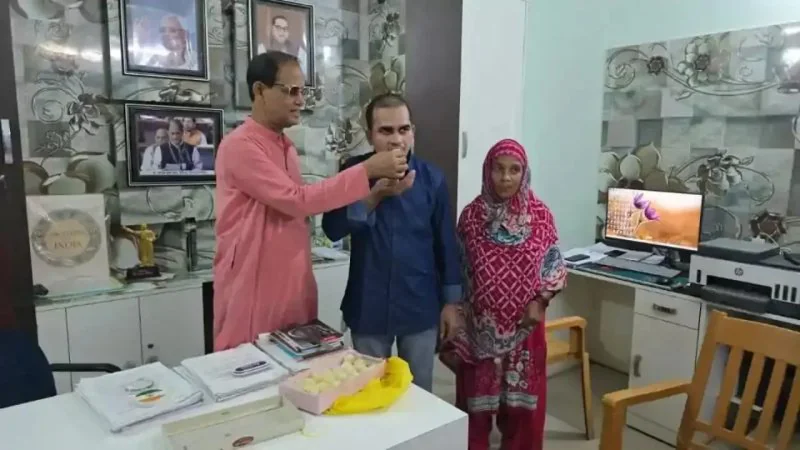 Gopalganj News: दुबई में सजा काट रहे वसीम अकरम की वतन वापसी, सांसद आलोक कुमार सुमन से मिले