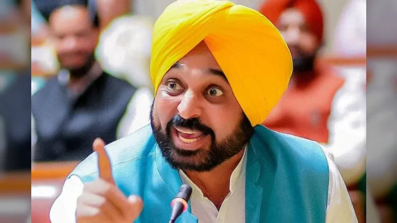 CM Bhagwant Mann: पंजाब में निजी स्कूल अब 5% से अधिक नहीं बढ़ा सकेंगे फीस, सरकार ने जारी किए नए निर्देश