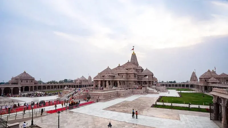 Ram Mandir Trust Meeting: सीईओ चयन के लिए एक महीने का और समय, ट्रस्ट ने प्रवक्ता नियुक्त करने समेत लिए कई बड़े फैसले