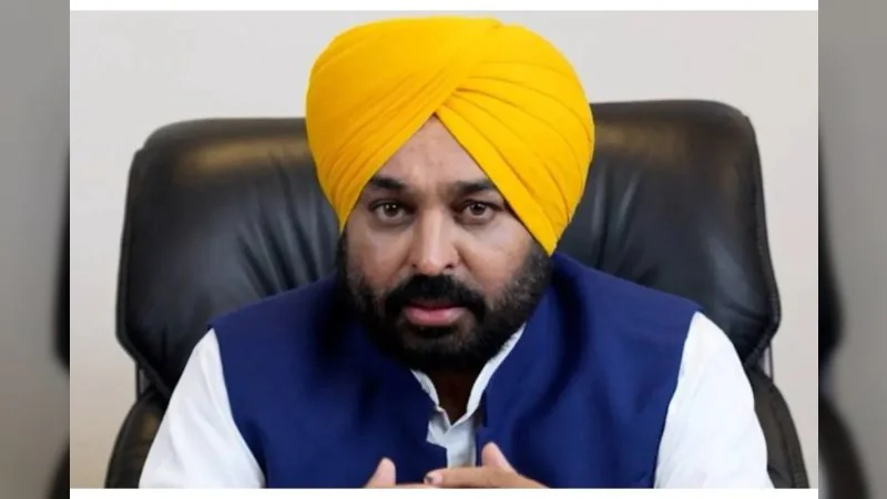 CM Bhagwant Mann: स्वास्थ्य योजनाओं में गड़बड़ी करने वालों पर सख्त होगी कार्रवाई, 14 अस्पतालों पर ₹78.67 लाख का जुर्माना