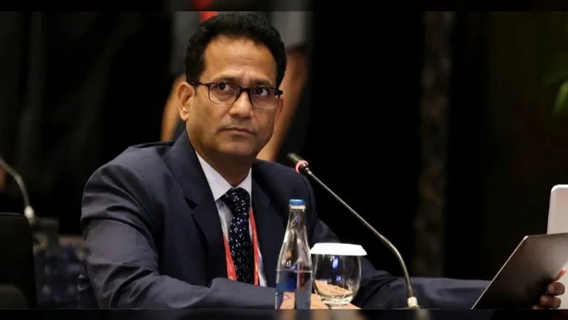 NEET विवाद के बीच शिक्षा मंत्रालय में बड़ा बदलाव, जानिए कौन हैं नए उच्च शिक्षा सचिव नरेश पाल गंगवार