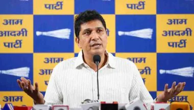 Delhi News: बुराड़ी की 9 किमी सड़क को लेकर सियासत तेज, सौरभ भारद्वाज और संजीव झा ने BJP सरकार पर साधा निशाना