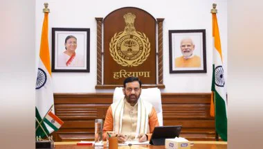 हरियाणा में बनेगा ड्रोन हब? रूसी कंपनियों के प्रतिनिधिमंडल से मिले CM सैनी, ड्रोन सिटी के लिए 58.51 करोड़ का पैकेज मंजूर
