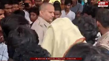 Muzaffarpur Murder Case: हत्या के बाद बवाल, कई घरों में आग