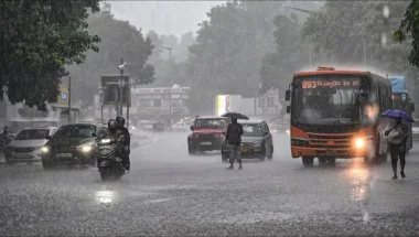 Rain Alert 19 October 2026: 9 राज्यों में बारिश का खतरा, जानें दिल्ली, यूपी और बिहार में कैसा रहेगा मौसम